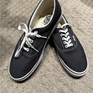 Vans Men's Black and White Canvas Sneakers